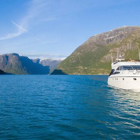 Fjord Cruise In A Yacht * Lofthus