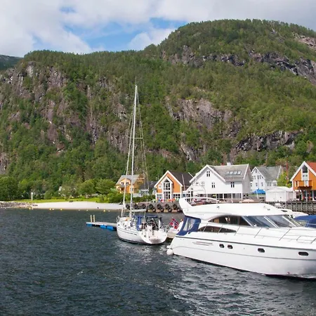 Fjord Cruise In A Yacht Botel Lofthus